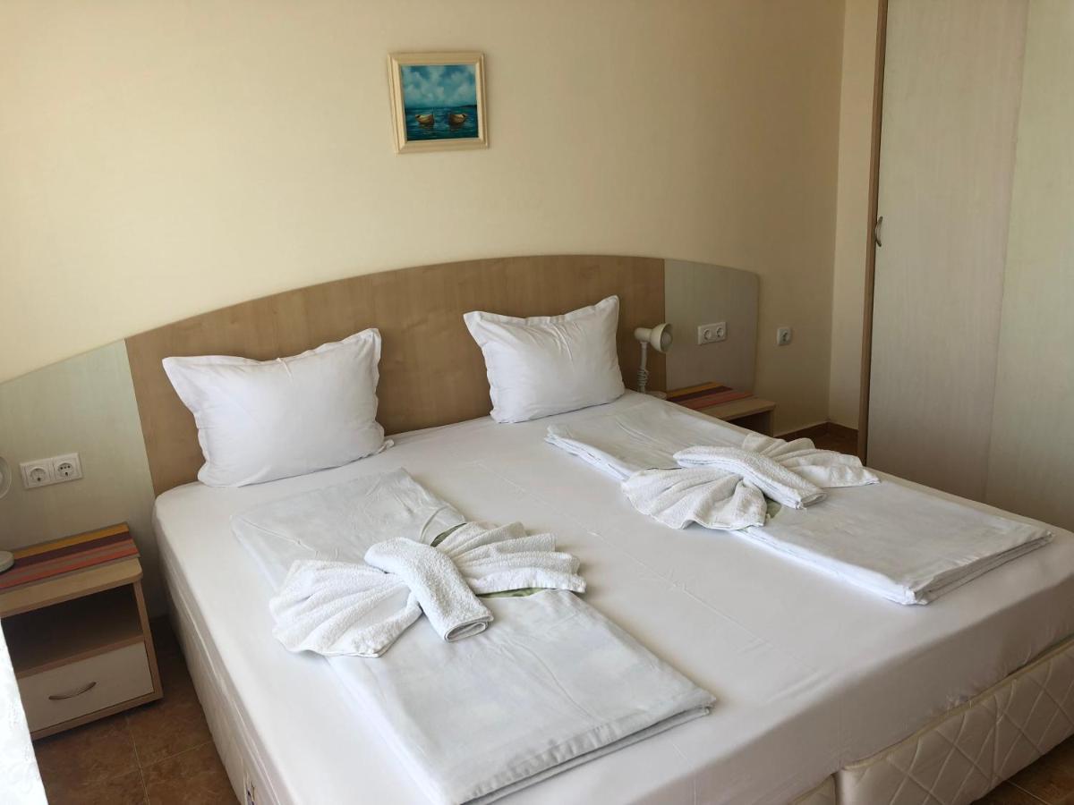 Borko Guest House Primorsko Exterior photo