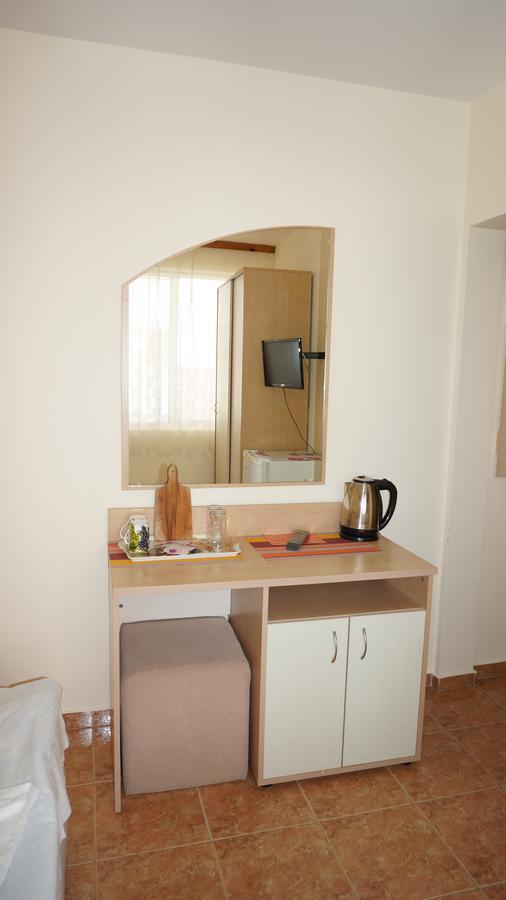 Borko Guest House Primorsko Exterior photo